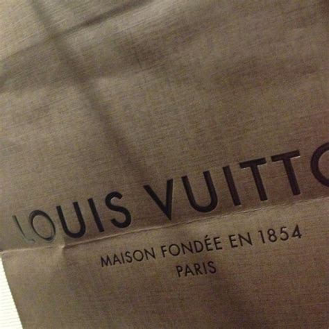 louis vuitton city creek.